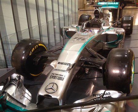 Mercedes F1_ 7_2015-10-19_4747.jpg