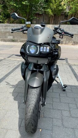 BMW K1300r.jpg